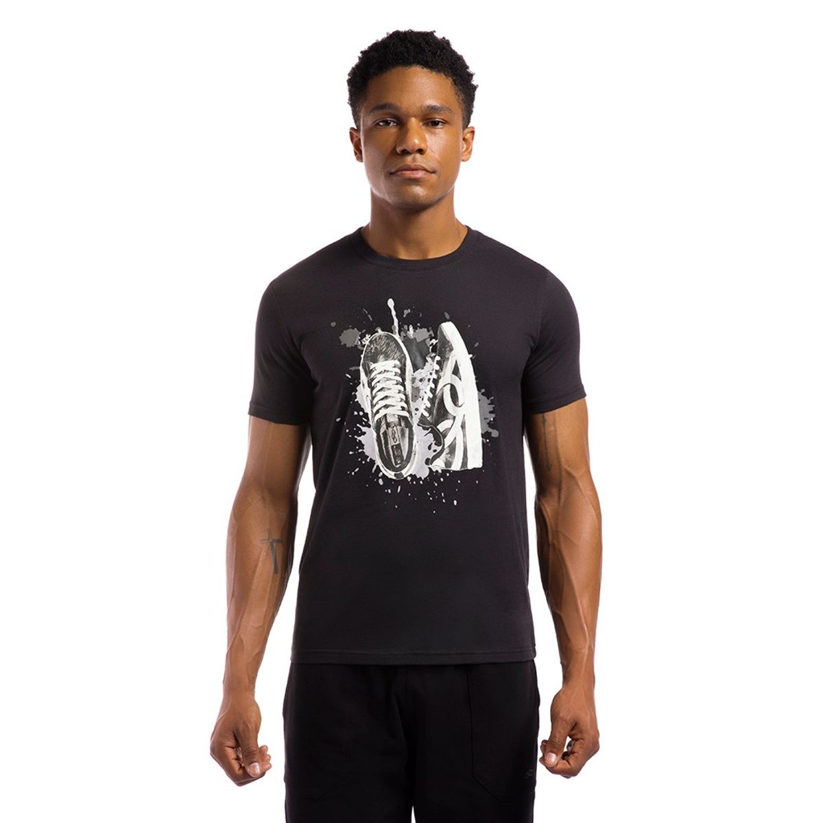 OIUWL25653_1-030-04.jpg OIUWL25653_1-030-04.jpg